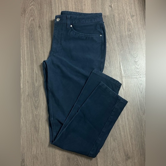 Lululemon Pants - Picture 1 of 7